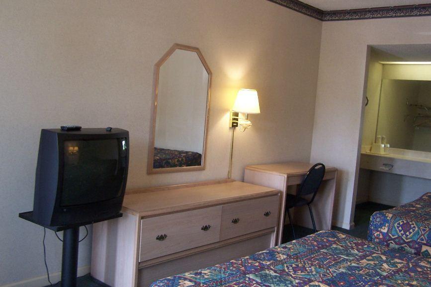 Celebration Inn Lewisburg Phòng bức ảnh